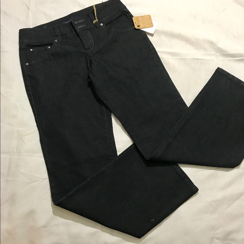 🆕 Jeanstar Jeans